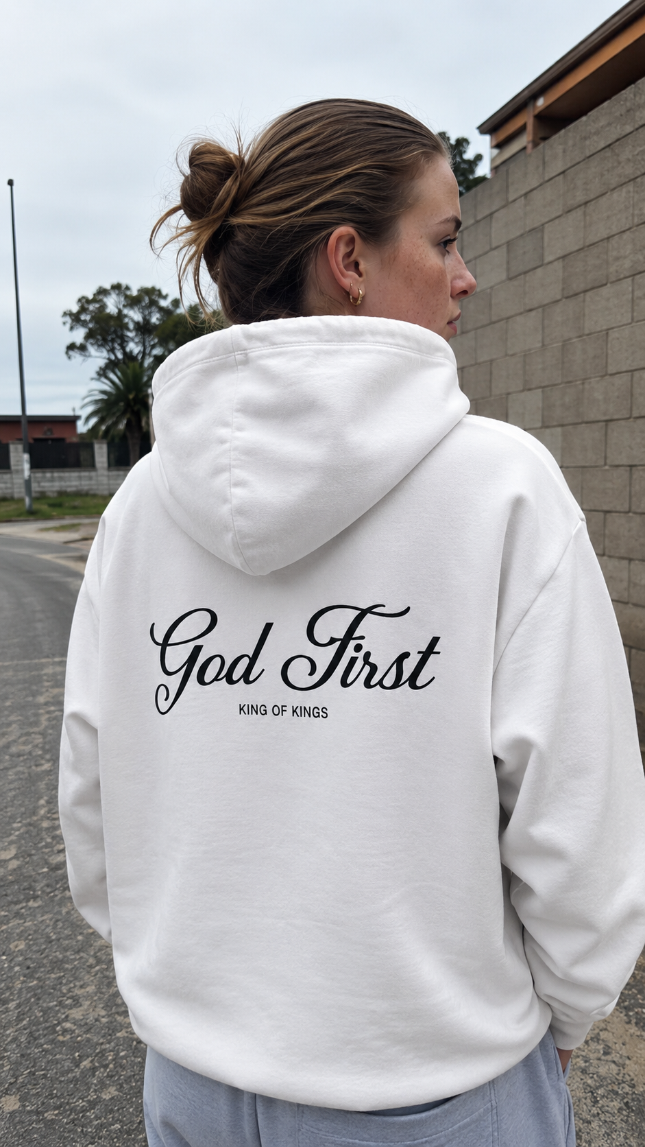 Hoodies & Sweaters
